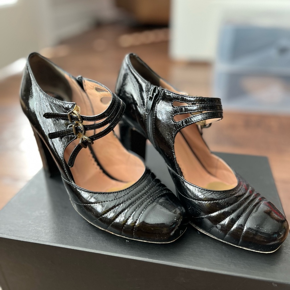 Vero Cuoio Black Patent Leather Heels